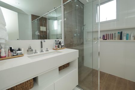 Apartamento à venda com 189m², 4 quartos e 3 vagasBanheiro da Suíte Master