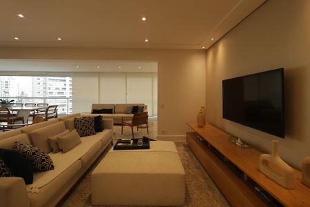 Apartamento à venda com 189m², 4 quartos e 3 vagasSala