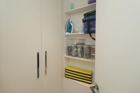 Apartamento à venda com 189m², 4 quartos e 3 vagasDepósito