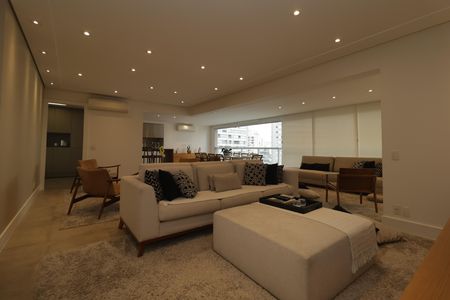 Apartamento à venda com 189m², 4 quartos e 3 vagasSala