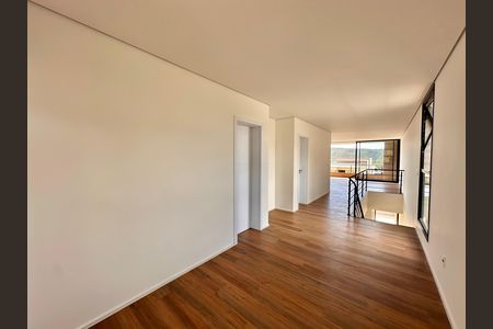 Casa de condomínio à venda com 504m², 4 quartos e 4 vagas