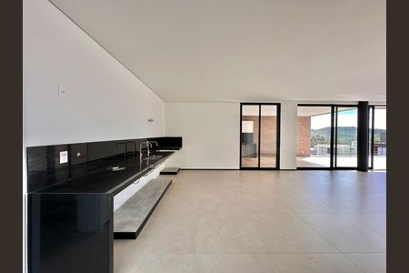 Casa de condomínio à venda com 504m², 4 quartos e 4 vagas