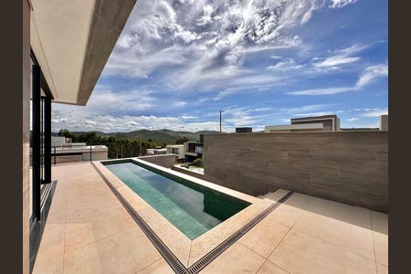 Casa de condomínio à venda com 504m², 4 quartos e 4 vagas