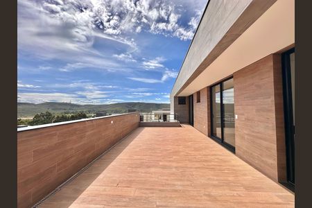 Casa de condomínio à venda com 504m², 4 quartos e 4 vagas