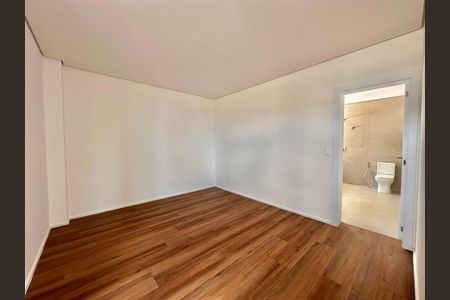 Casa de condomínio à venda com 504m², 4 quartos e 4 vagas