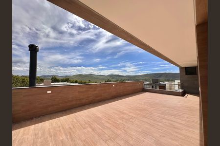 Casa de condomínio à venda com 504m², 4 quartos e 4 vagas