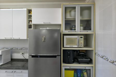 Apartamento para alugar com 80m², 2 quartos e 2 vagas Apartamento para alugar com 80m², 2 quartos e 2 vagasCozinha