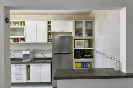 Apartamento para alugar com 80m², 2 quartos e 2 vagas Apartamento para alugar com 80m², 2 quartos e 2 vagasCozinha