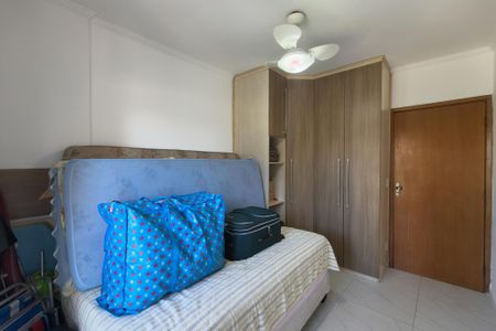 Apartamento para alugar com 80m², 2 quartos e 2 vagas Apartamento para alugar com 80m², 2 quartos e 2 vagasQuarto