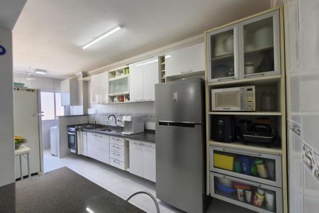 Apartamento para alugar com 80m², 2 quartos e 2 vagas Apartamento para alugar com 80m², 2 quartos e 2 vagasCozinha