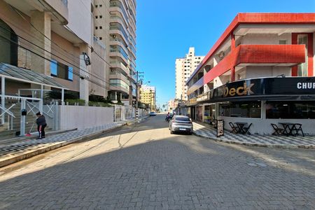 Apartamento para alugar com 80m², 2 quartos e 2 vagas Apartamento para alugar com 80m², 2 quartos e 2 vagasVista da Rua