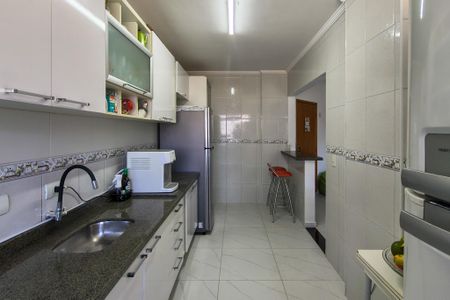 Apartamento para alugar com 80m², 2 quartos e 2 vagas Apartamento para alugar com 80m², 2 quartos e 2 vagasCozinha