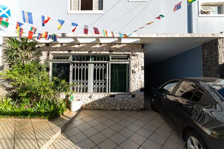 Garagem de casa à venda com 5 quartos, 192m² em Jardim Vera Cruz, São Paulo