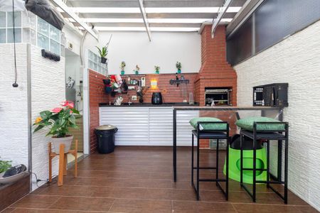 Casa de condomínio à venda com 129m², 3 quartos e 2 vagas Casa de condomínio à venda com 129m², 3 quartos e 2 vagasÁrea Gourmet