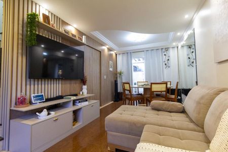 Casa de condomínio à venda com 129m², 3 quartos e 2 vagas Casa de condomínio à venda com 129m², 3 quartos e 2 vagasSala