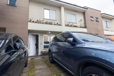 Casa de condomínio à venda com 129m², 3 quartos e 2 vagas Casa de condomínio à venda com 129m², 3 quartos e 2 vagasGaragem