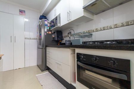 Casa de condomínio à venda com 129m², 3 quartos e 2 vagas Casa de condomínio à venda com 129m², 3 quartos e 2 vagasCozinha