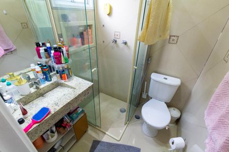 Casa de condomínio à venda com 129m², 3 quartos e 2 vagas Casa de condomínio à venda com 129m², 3 quartos e 2 vagasBanheiro 2