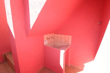 Casa para alugar com 80m², 1 quarto e 1 vagaÁrea de Serviço