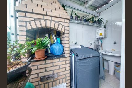 Apartamento à venda com 108m², 3 quartos e 1 vaga Apartamento à venda com 108m², 3 quartos e 1 vagaChurrasqueira