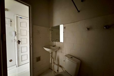 Apartamento à venda com 50m², 1 quarto e sem vaga Apartamento à venda com 50m², 1 quarto e sem vagaBanheiro social