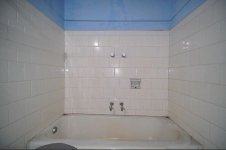 Casa para alugar com 120m², 4 quartos e 1 vagaBanheiro 