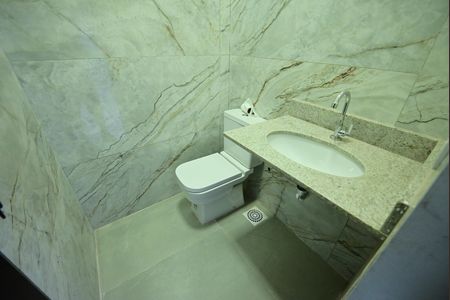 Casa à venda com 170m², 3 quartos e 4 vagas