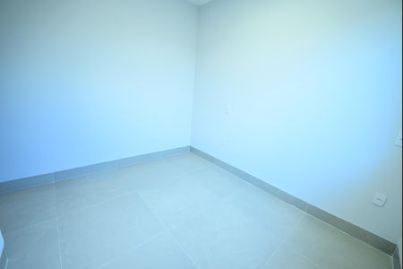 Casa à venda com 170m², 3 quartos e 4 vagas