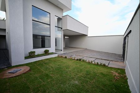 Casa à venda com 170m², 3 quartos e 4 vagas