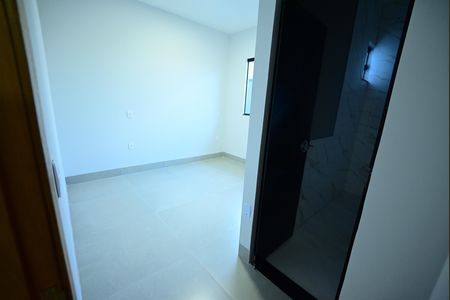 Casa à venda com 170m², 3 quartos e 4 vagas