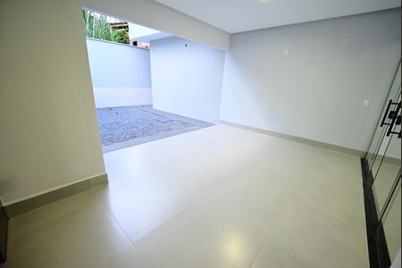 Casa à venda com 170m², 3 quartos e 4 vagas