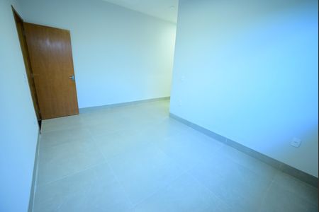 Casa à venda com 170m², 3 quartos e 4 vagas