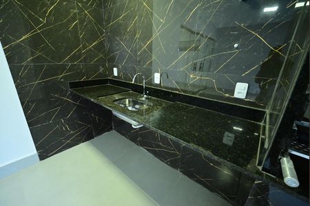 Casa à venda com 170m², 3 quartos e 4 vagas