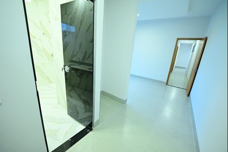 Casa à venda com 170m², 3 quartos e 4 vagas