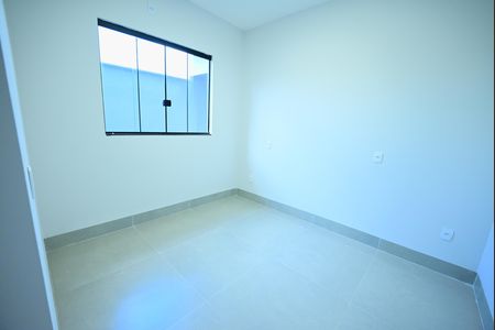 Casa à venda com 170m², 3 quartos e 4 vagas