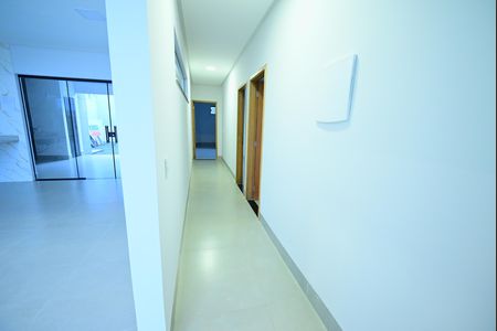 Casa à venda com 170m², 3 quartos e 4 vagas