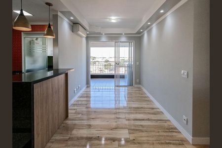 Apartamento para alugar com 2 quartos, 64m² em Vila Mangalot, São Paulo