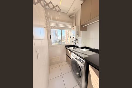Apartamento à venda com 66m², 2 quartos e 1 vagaÁrea de Serviço