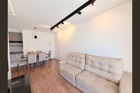 Apartamento à venda com 66m², 2 quartos e 1 vagaSala