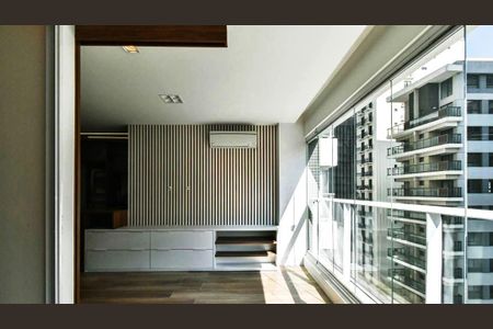 Apartamento à venda com 51m², 1 quarto e 1 vaga Apartamento à venda com 51m², 1 quarto e 1 vagaSala