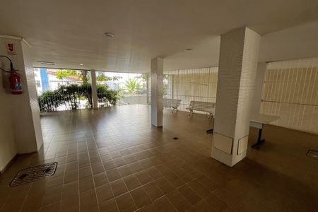 Apartamento à venda com 76m², 2 quartos e 1 vaga
