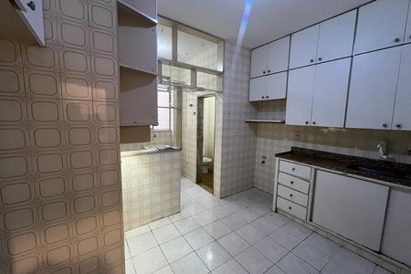 Apartamento à venda com 76m², 2 quartos e 1 vaga