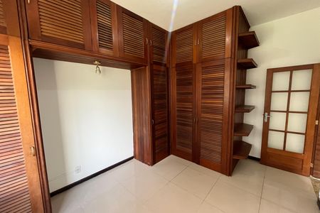 Apartamento à venda com 76m², 2 quartos e 1 vaga