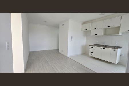 Apartamento para alugar com 69m², 2 quartos e 1 vaga Apartamento para alugar com 69m², 2 quartos e 1 vagaSala