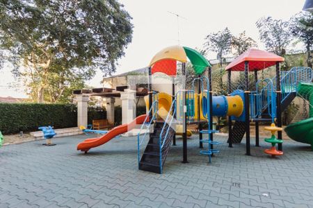 Apartamento para alugar com 156m², 3 quartos e 3 vagas Apartamento para alugar com 156m², 3 quartos e 3 vagasÁrea comum - Playground