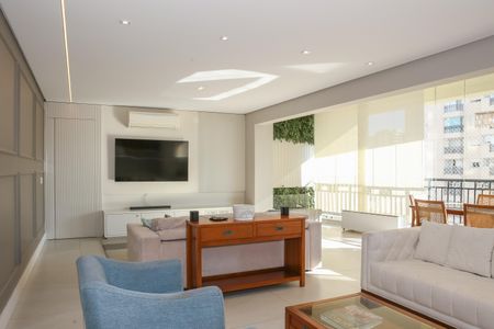 Sala e Varanda Gourmet de apartamento para alugar com 3 quartos, 156m² em Vila Romana, São Paulo
