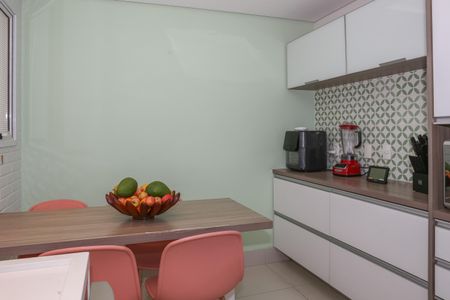 Apartamento para alugar com 156m², 3 quartos e 3 vagas Apartamento para alugar com 156m², 3 quartos e 3 vagasCozinha
