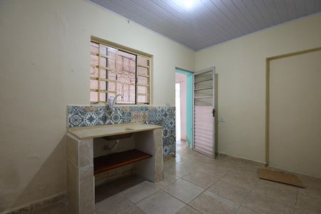 Casa para alugar com 61m², 2 quartos e sem vaga Casa para alugar com 61m², 2 quartos e sem vagaCozinha