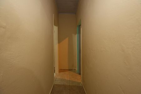 Casa para alugar com 61m², 2 quartos e sem vaga Casa para alugar com 61m², 2 quartos e sem vagaCorredor