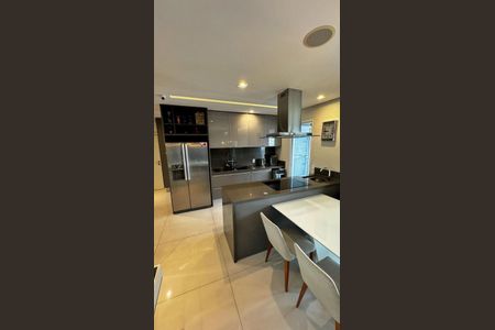 Apartamento à venda com 3 quartos, 134m² em Cidade Monções, São Paulo